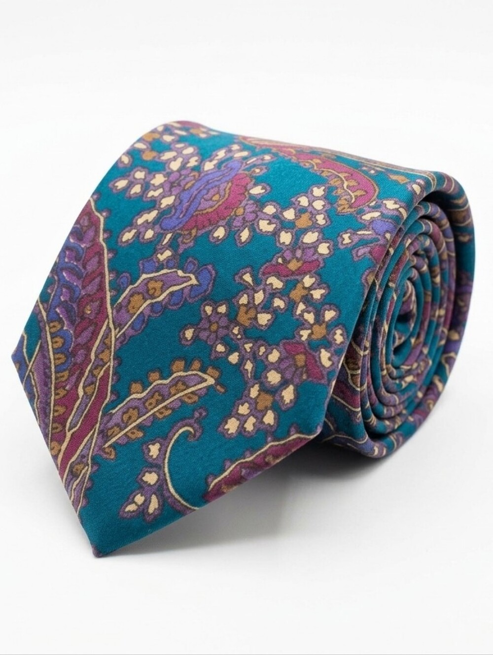 Vintage Van Heusen Floral Colorful Poly Mens Tie 58in Long 4in Width Classic